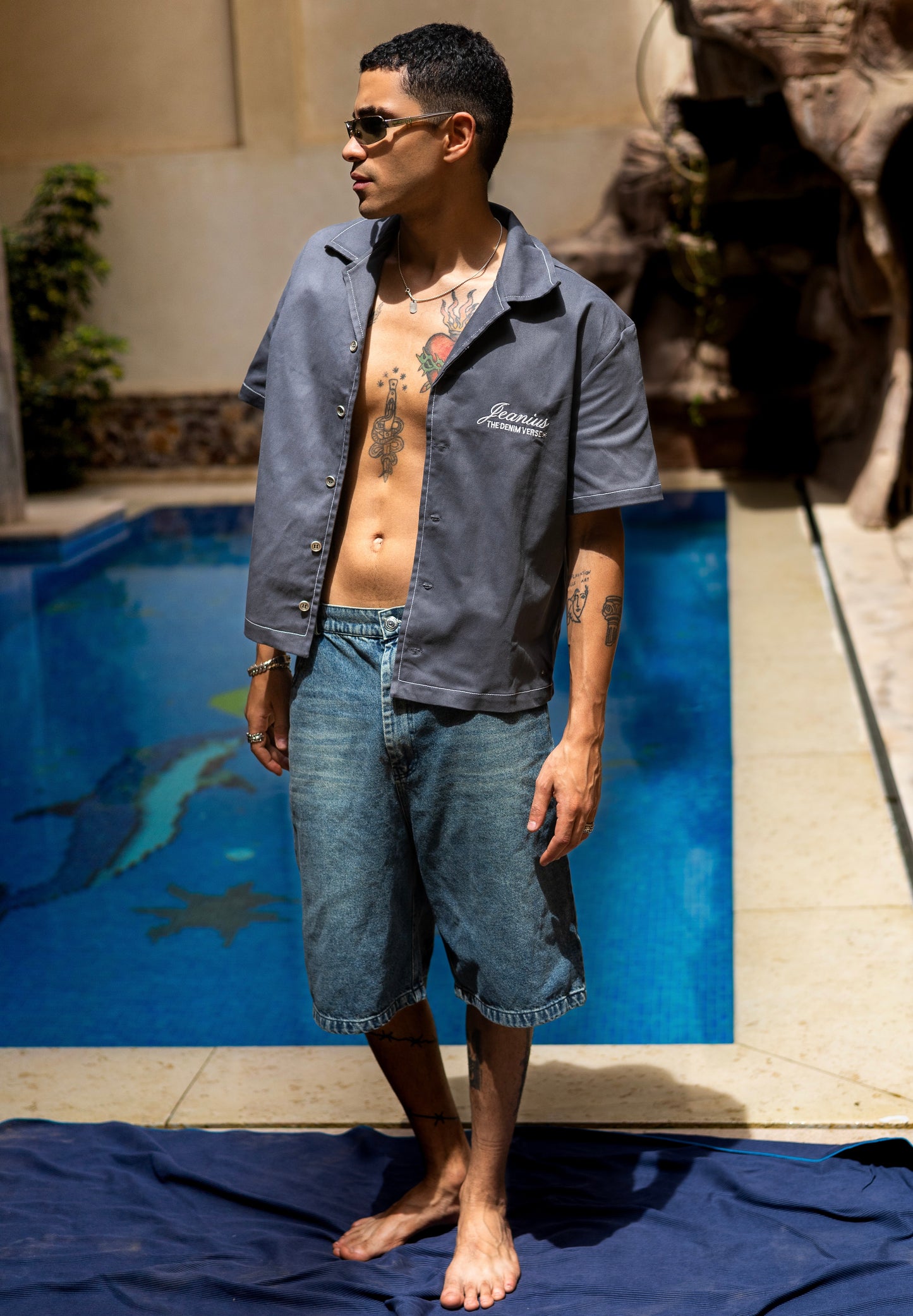 Jeanius Jorts in Dirty Blue